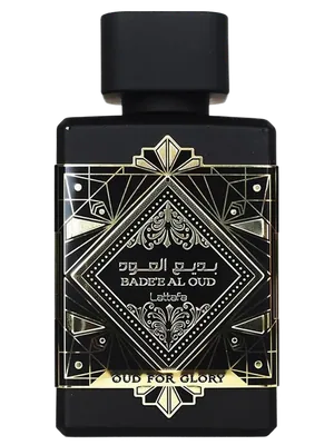 Frasco de Lattafa Bade'e Al Oud Oud for Glory